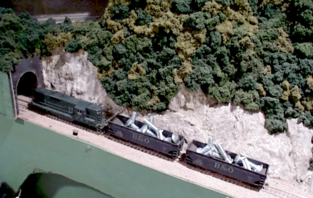 A Reading GP-7 undergoes horsepower rating tests on the Gantz grade.